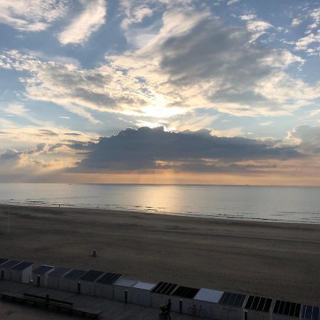 Luxe App - Zeedijk Mariakerke - Prachtig Zeezicht Apartment Oostende Exterior foto