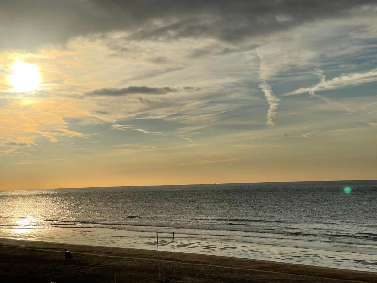 Luxe App - Zeedijk Mariakerke - Prachtig Zeezicht Apartment Oostende Exterior foto